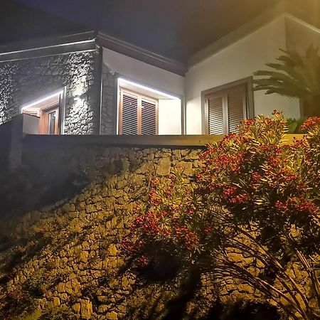 פורורה Villa Furoris Apartment מראה חיצוני תמונה