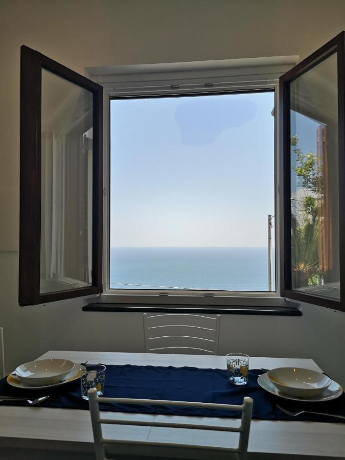 פורורה Villa Furoris Apartment מראה חיצוני תמונה